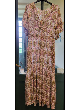 Vestido largo estampado azulejo