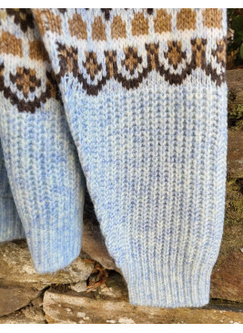 Jersey azul  claro con grecas de mujer