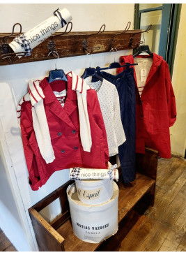Trench Nice Things roja con capucha de mujer WWU137