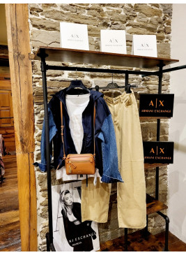 Cazadora Armani Exchange azul de mujer  XW000557 de