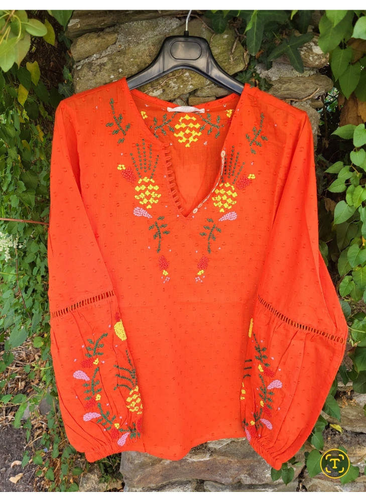 Blusa con bordados multicolor de mujer N1