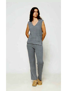 Chaleco gris de punto de mujer