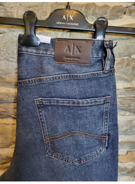 Pantalón Armani Exchange vaquero azul XM00070 AF24463 de hombre