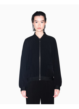 Cazadora Armani Exchange negra tipo bomber XW002906 de mujer