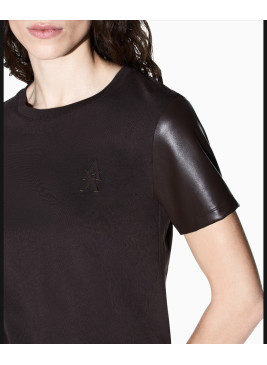 Camiseta Armani Exchange marrón de manga corta con mangas en polipiel XW002812
