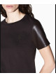 Camiseta Armani Exchange marrón de manga corta con mangas en polipiel XW002812