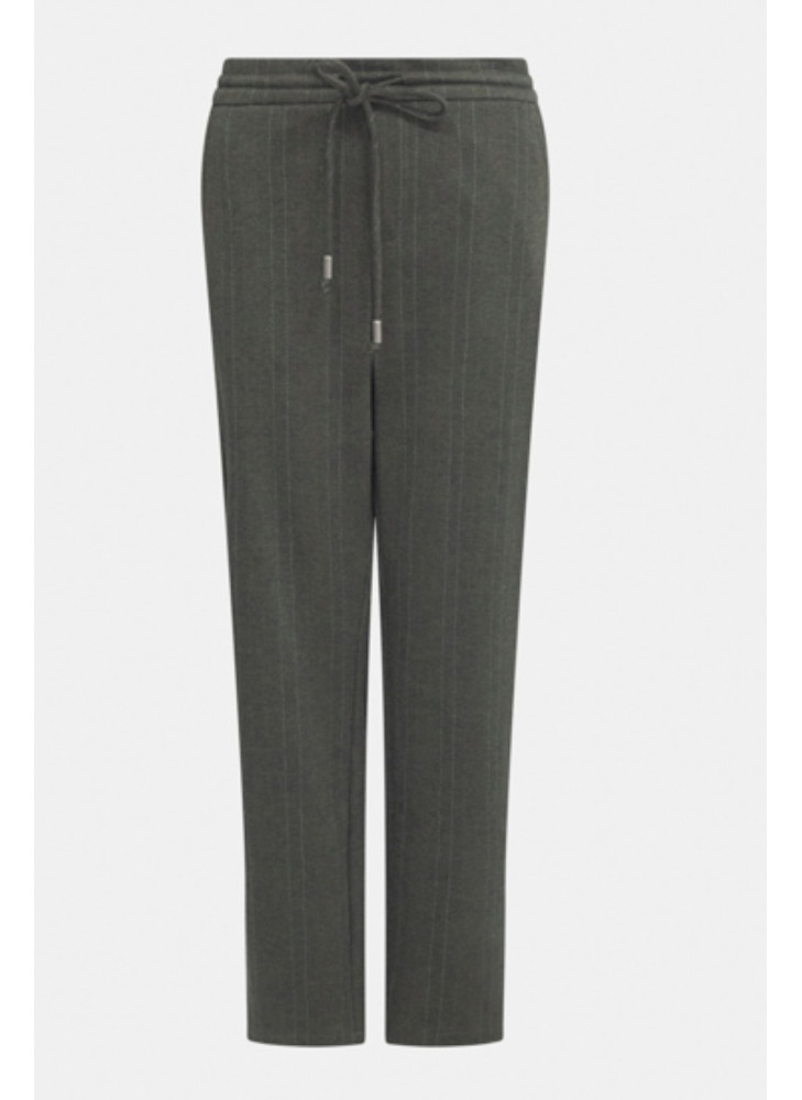 Pantalón verde con cordón