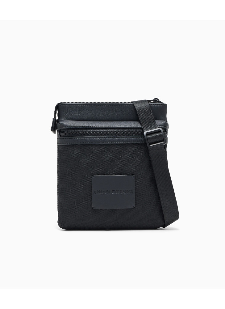 Bolso Armani Exchange negro bandolera XM003572