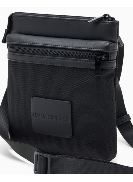 Bolso Armani Exchange negro bandolera XM003572