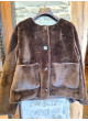 Chaqueta reversible marrón corto con bufanda extraible de mujer