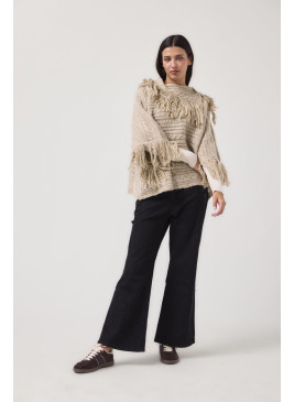 Poncho con flecos