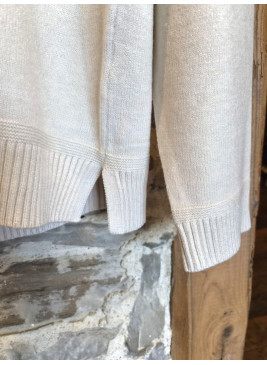 Jersey crudo de cuello redondo con aberturas laterales Cr14